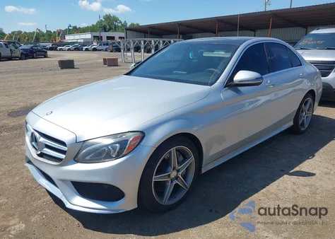 2016 Mercedes-Benz C 300 Sport 4Matic из США, поврежденный, VIN 55SWF4KB6GU098542
